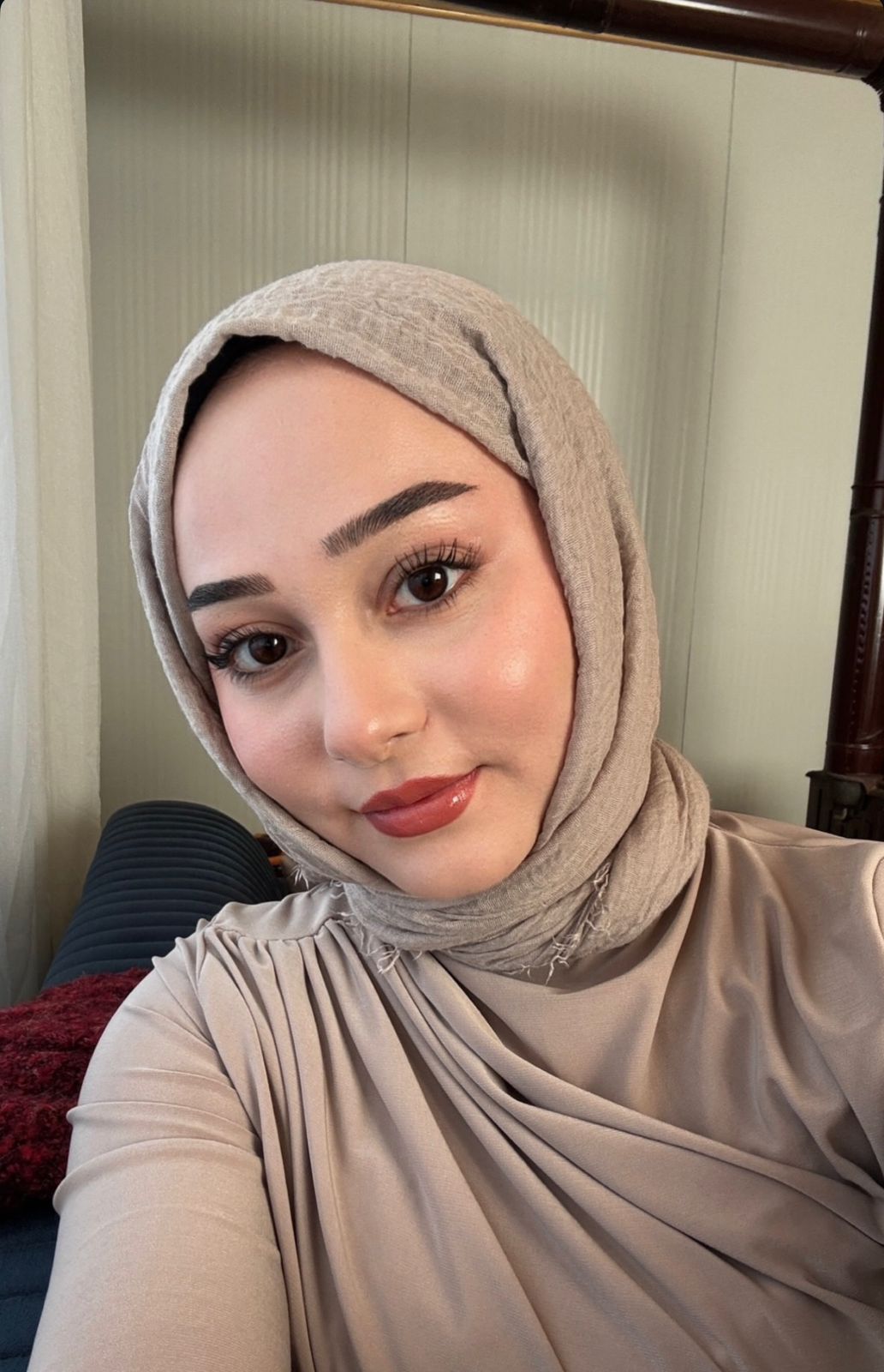 Burdur Sadık Bir Kadın Bayan Escort Beyaz