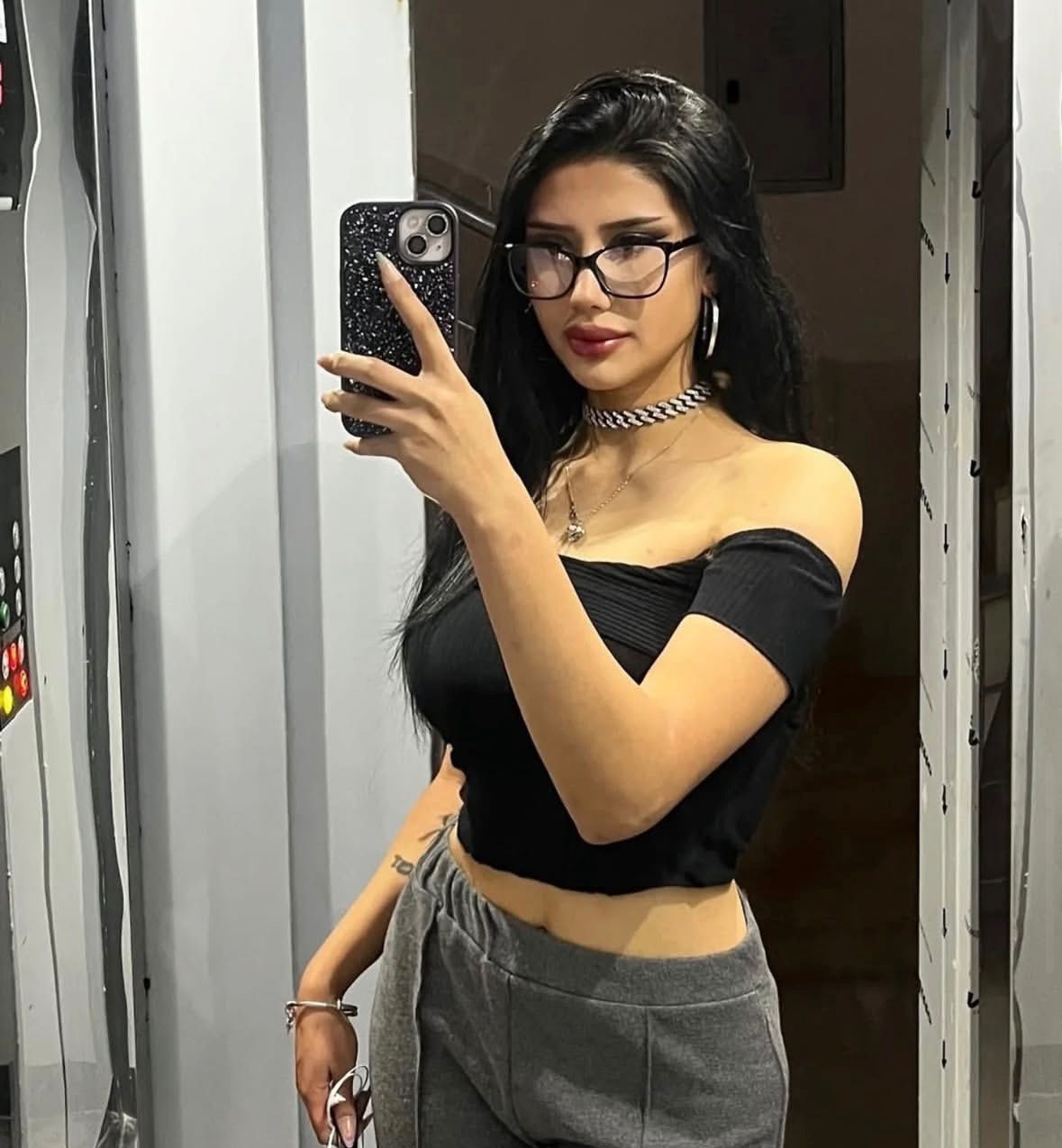 Sazak Vip Bayan Escort Aytül